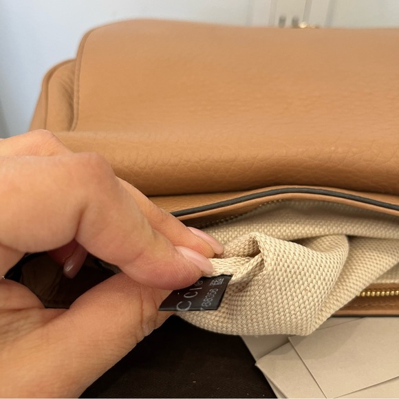 Gucci Soho Crossbody Chain Leather Handbag with Original Duster and Tags in Rose - Picture 11 of 16